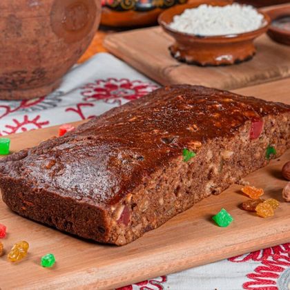 Коврижка ореховая с цукатами