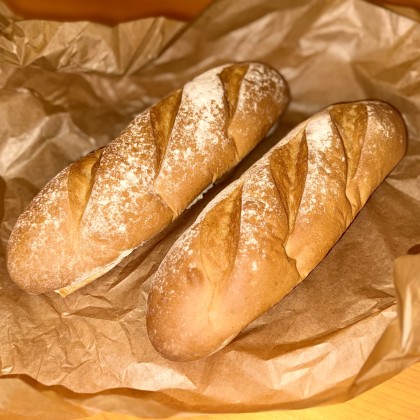 Багет классический только из печи!