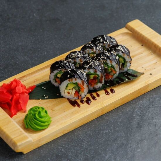 Ролл с Тофу и овощами