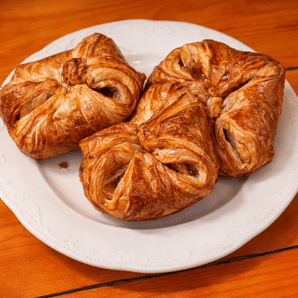 Розанчики с абрикосом (3 шт)