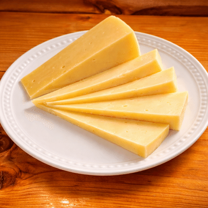 Сыр полутвердый Юбилейный