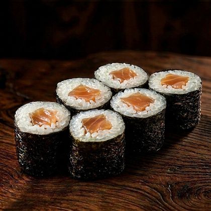 Маки с копченым лососем
