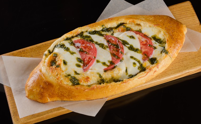 Хачапури капрезе