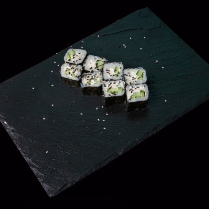 Сливочный мак с огурцом