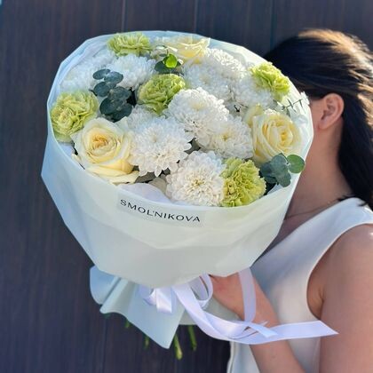 💚Авторский букет с зелеными диантусами! Ароматные розы, диантусы и хризантема