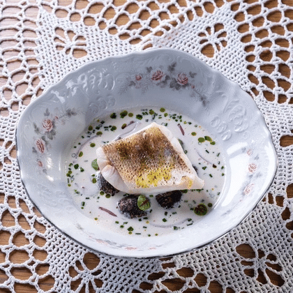 Карельская уха с треской и жженым картофелем