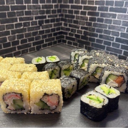 Сет - Полкило "Лайт" (24 шт.)