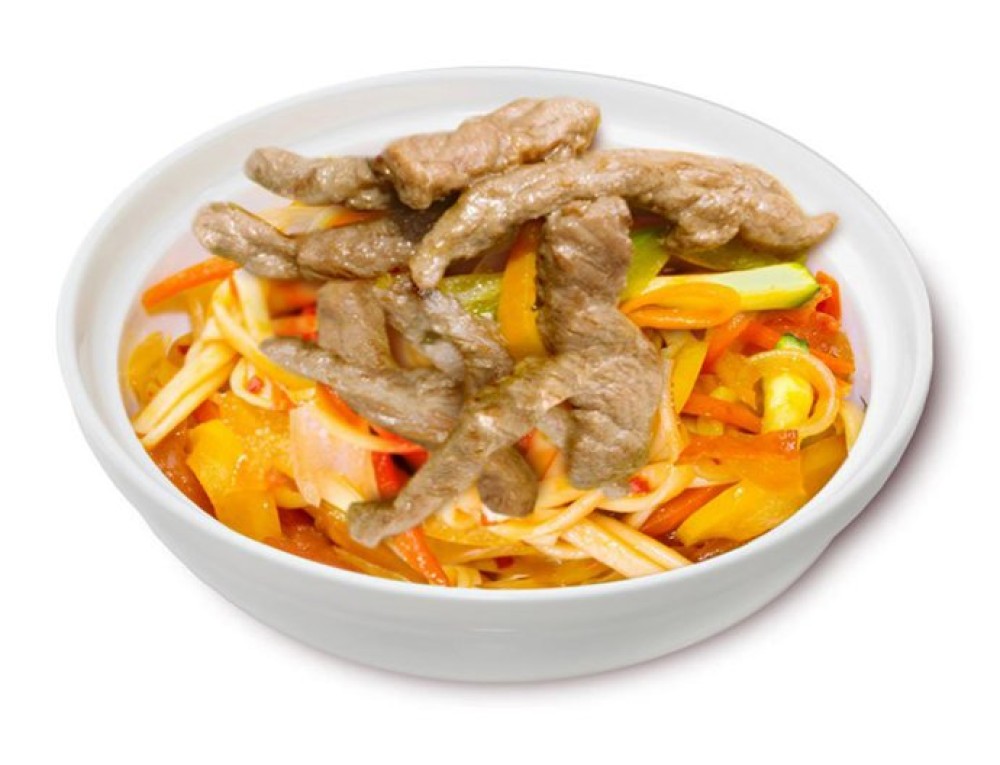 0881 Вок Удон с говядиной в Сливочном соусе