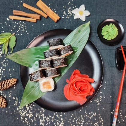 Ролл «Сяке маки»