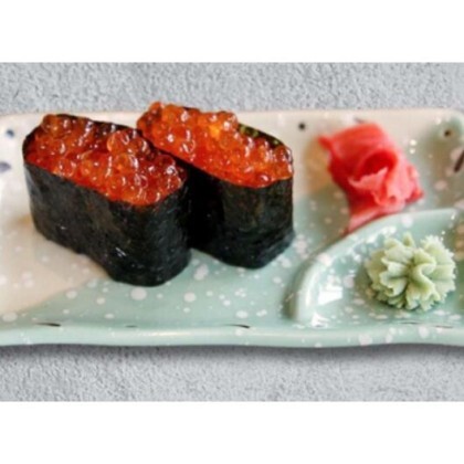 Суши «Икура»