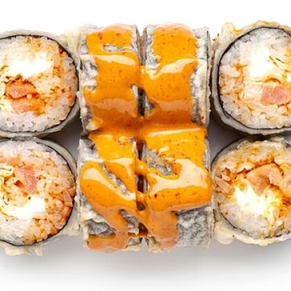 Темпура ролл «Ацуй» с лососем