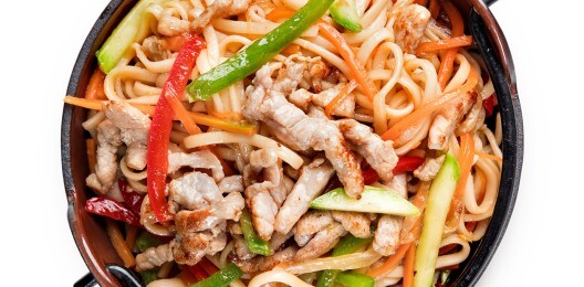 Удон со свининой