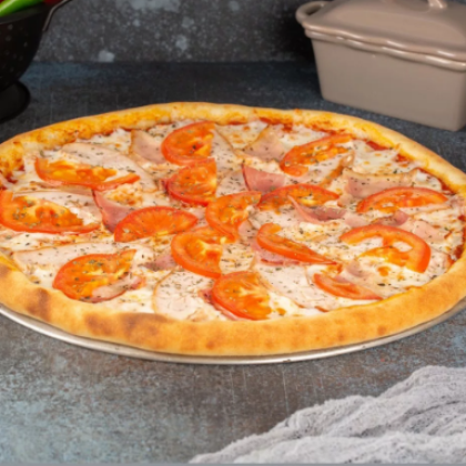 Пицца с курой и беконом