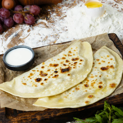 Кутабы с сыром и зеленью