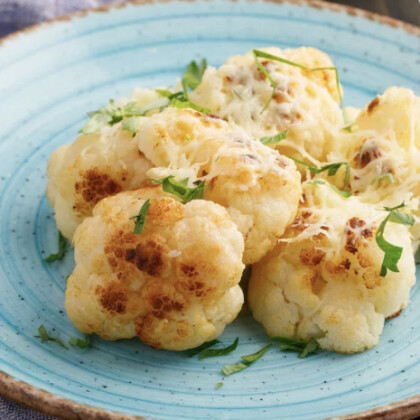 Цветная капуста запеченная под сыром