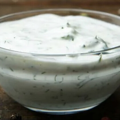 Мацони с зеленью