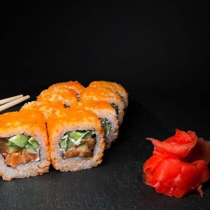 «Калифорния с лососем»