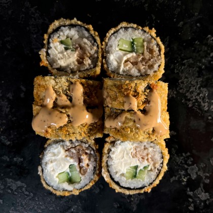 Жареный ролл «Окинава»