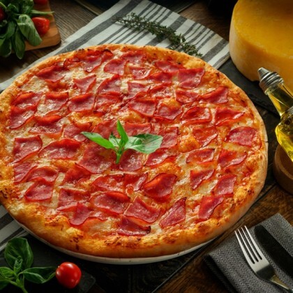 Пицца «Сырная с ветчиной»