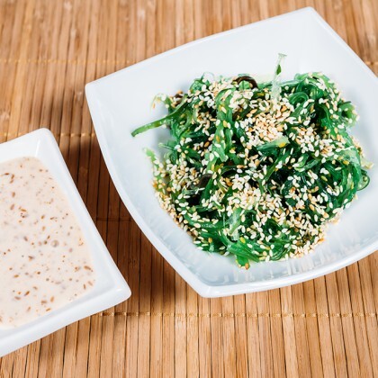 Салат чука + соус гамадари