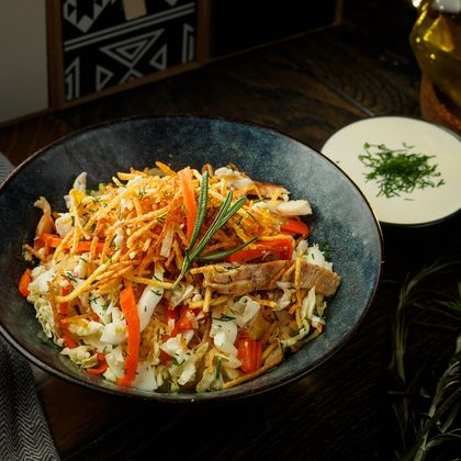 Салат с картофелем пай