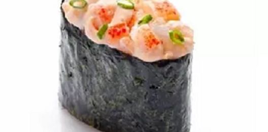 Спайси суши с курицей