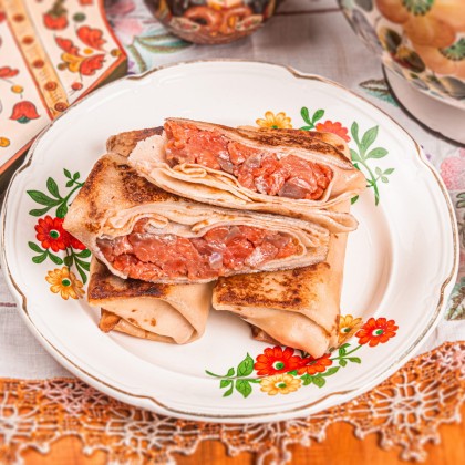 Блины со слабосоленым лососем