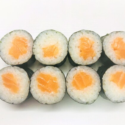 МАКИ РОЛЛ С ЛОСОСЕМ