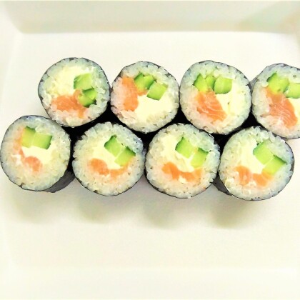 ФУТТО МАКИ С ЛОСОСЕМ