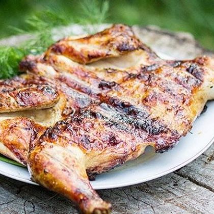 Цыпленок табака на мангале