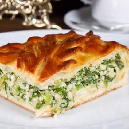 Пирог с зеленым луком и яйцом