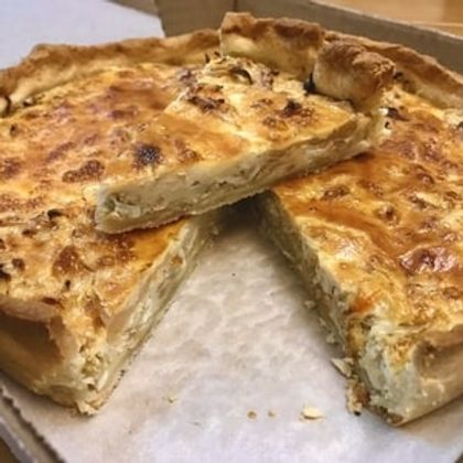 Киш с молодой капустой