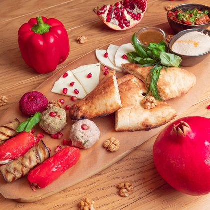 Дегустационный сет грузинских закусок на 2-3 персоны