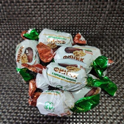 Конфеты «Финик с грецким орехом»