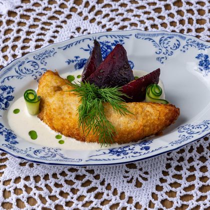 Тельное из трех видов рыбы, с вяленой свеклой