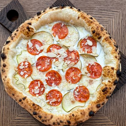 Пицца Груша Горгонзола Чоризо