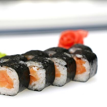 Ролл «Сяке Маки»