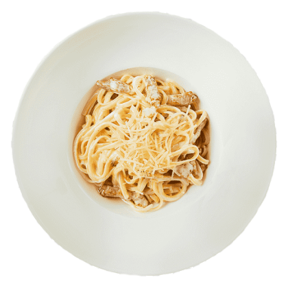 Паста с курицей и грибами