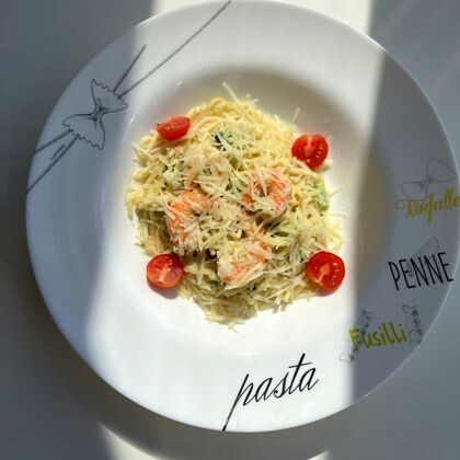 Паста с креветками в сливочно-чесночном соусе