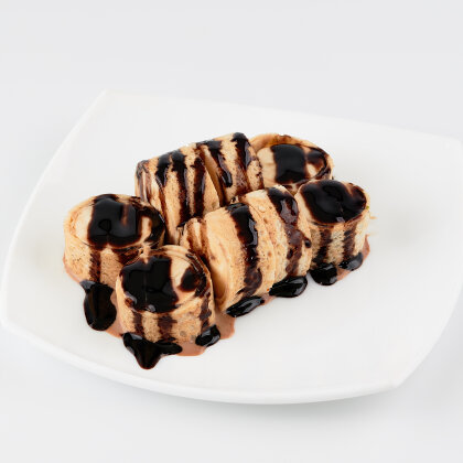 Шоколадный ролл с бананом