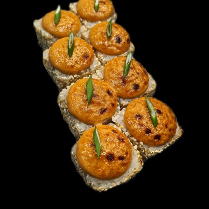 Остренький с лососем (запечённый )