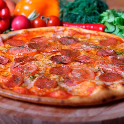 Пицца Салями