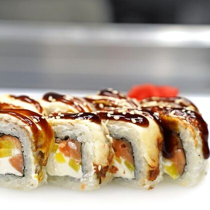 Ролл жареный ананас