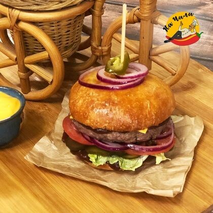 «Биф» Бургер + Картофель «Фри» + Соус