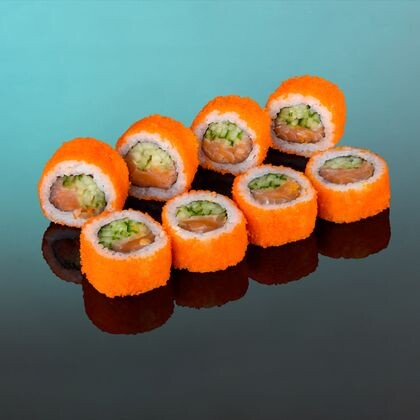 Урамаки Калифорния с лососем