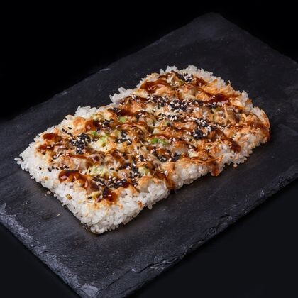 Японская пицца с угрём