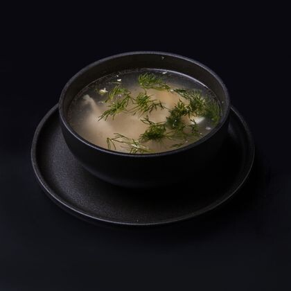 Куриный бульон с лапшой