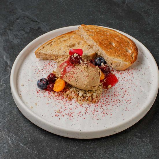 Паштет из куриной печени с бриошь