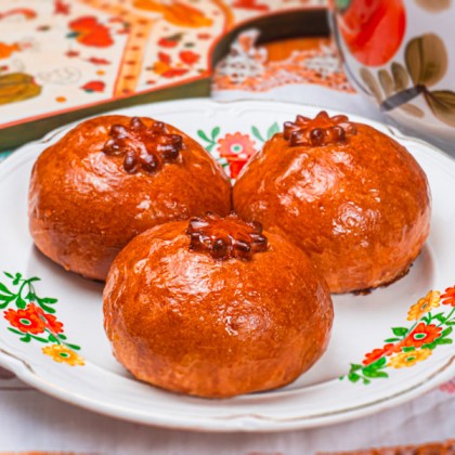 Пирожок с черникой