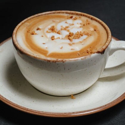 Кофе с соленой карамелью